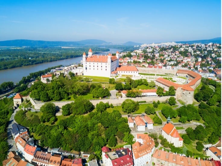 pohlad na bratislavsky hrad